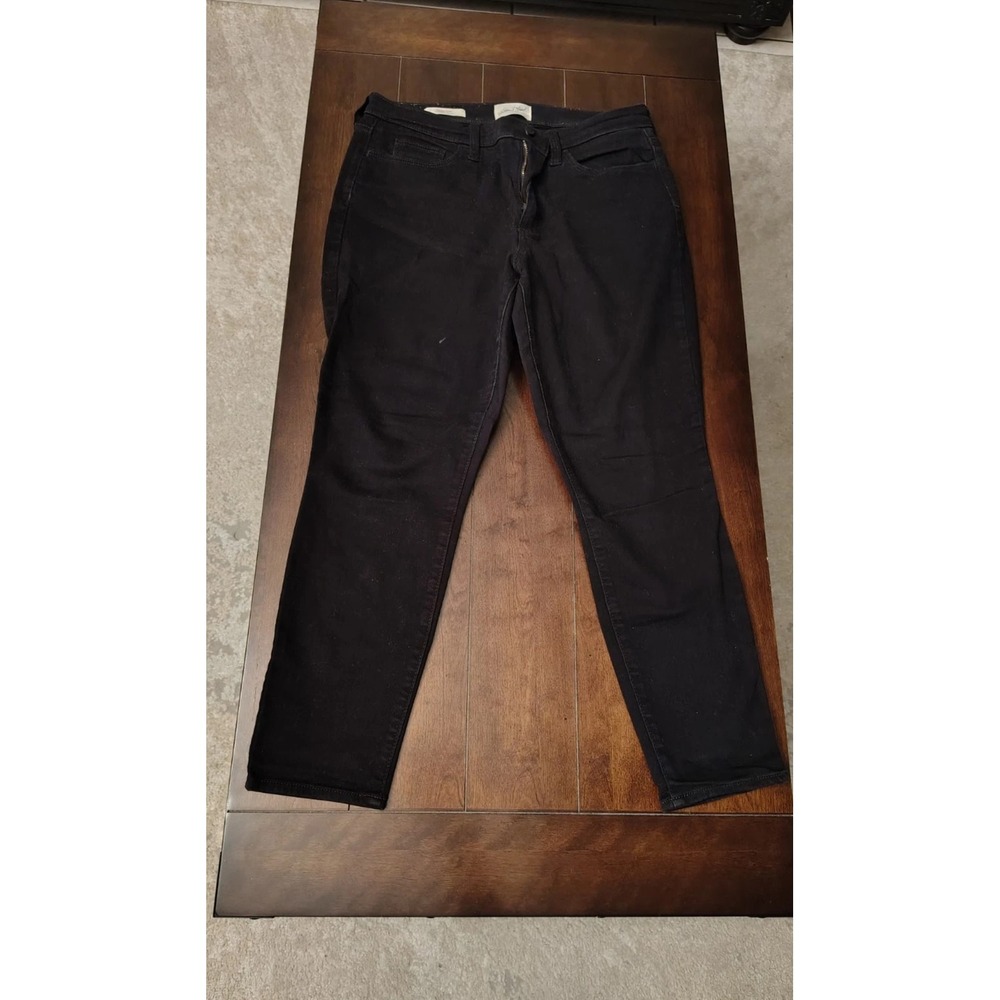 Universal Thread Womens High Rise Skinny Jeans Black Size 12/31S Short Inseam
